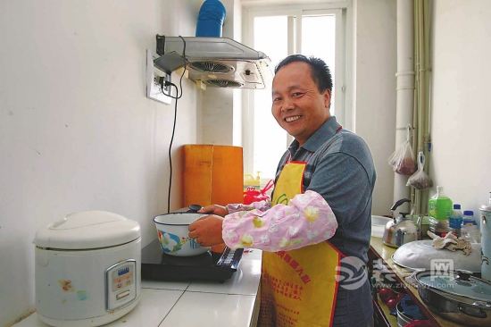 华西村人均收入_住房人均使用面积(2)