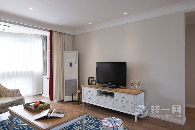 80平两居室装修风格 20171030164248_3668.jpg