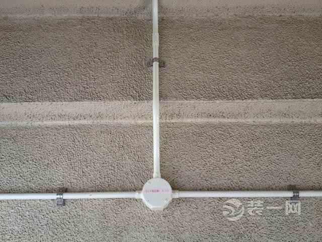 济南业主吐槽明装线管成本高又难看为何不开槽?